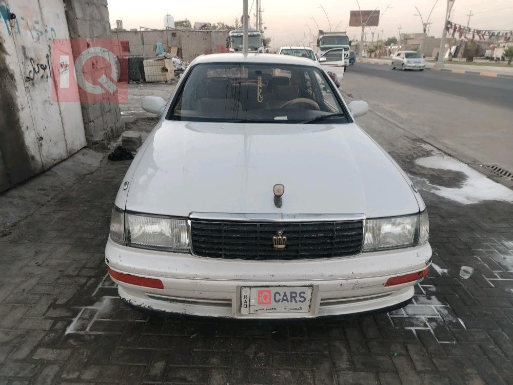 تۆیۆتا کراون